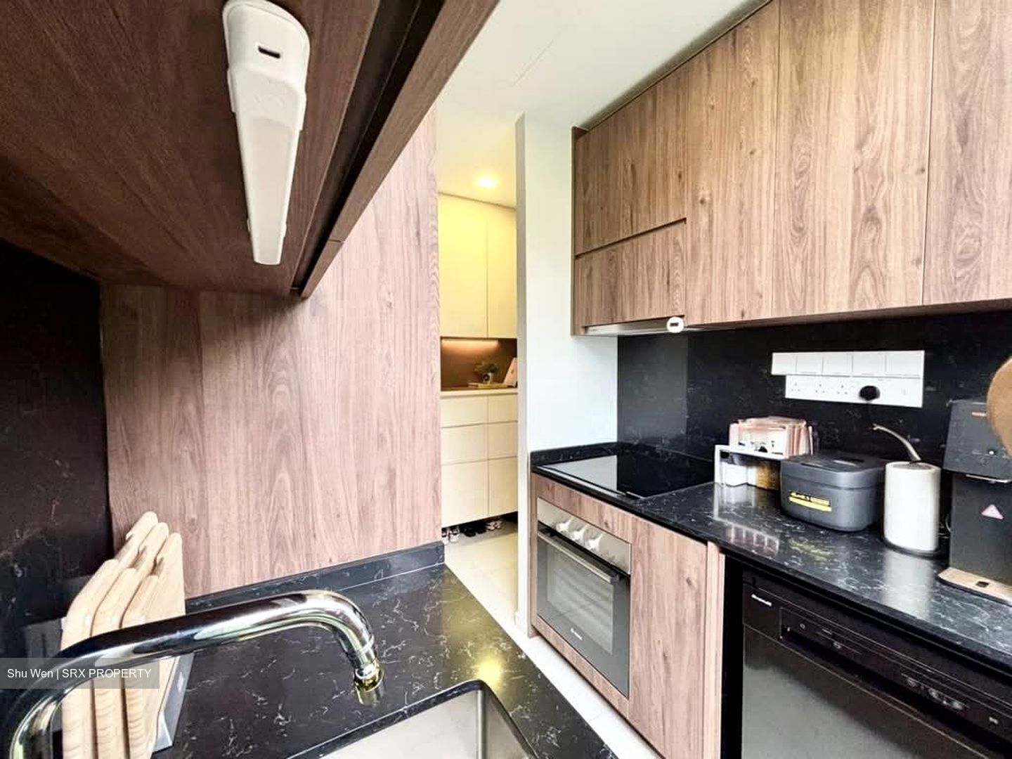 Phoenix Residences (D23), Apartment #557519731